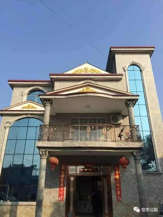 10X11米農村方正3層別墅，露臺帶車庫，33萬建成？實拍！