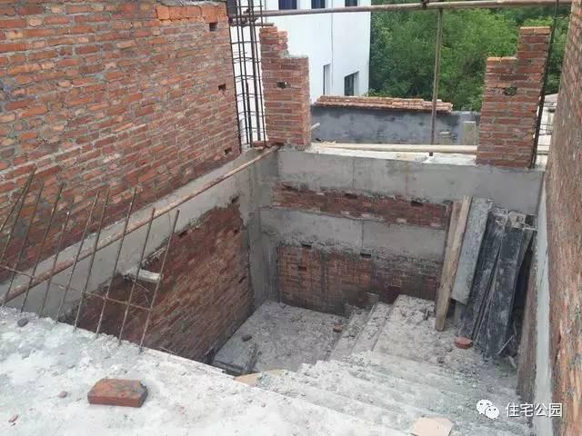 實(shí)拍江蘇農(nóng)村自建別墅，這房子城里人奮斗一生也住不起！