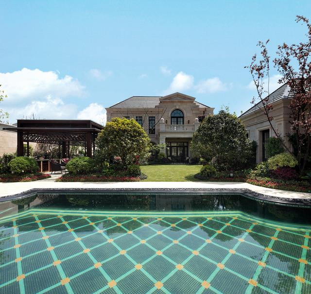 曬曬別墅實景照片，低調奢華彰顯品質生活！