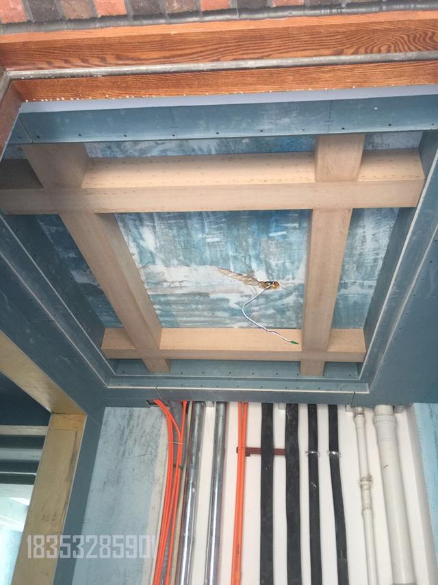 金秋泰和郡別墅在施工中，標準化的施工工藝