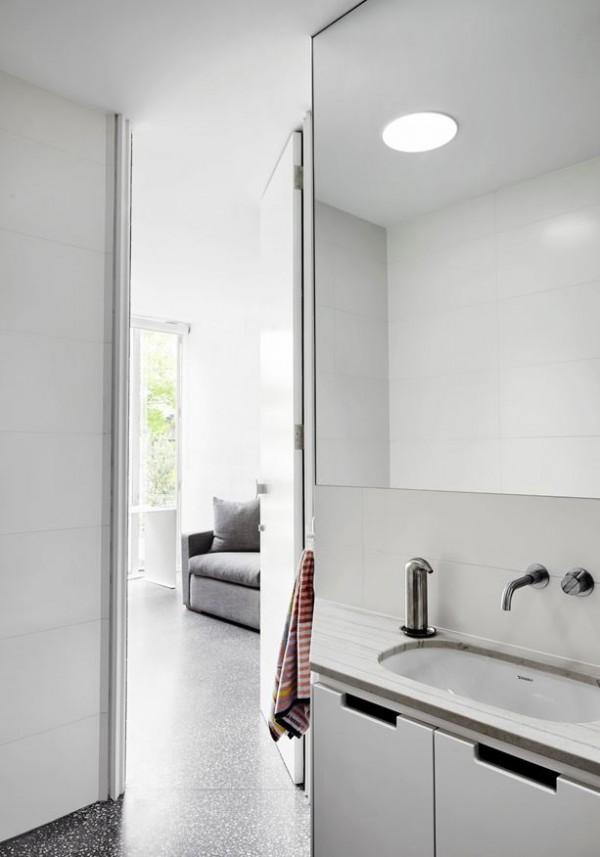 當(dāng)你拿高薪仍買不起房時，別個用三個“集裝箱”就建了個別墅！