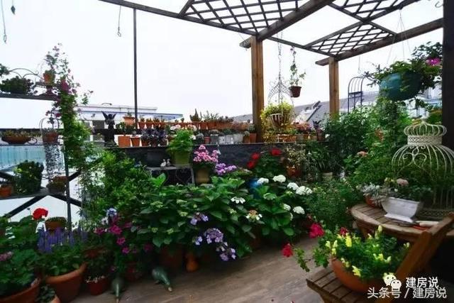 無法抗拒的美墅！三層復式客廳帶涼亭露臺別墅設計欣賞