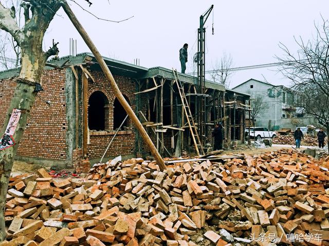 如今農村蓋房豪華程度超城市別墅！