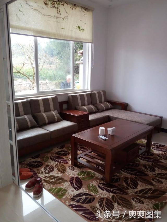 自己在農村建的小別墅 城里200萬都買不到 羨慕吧