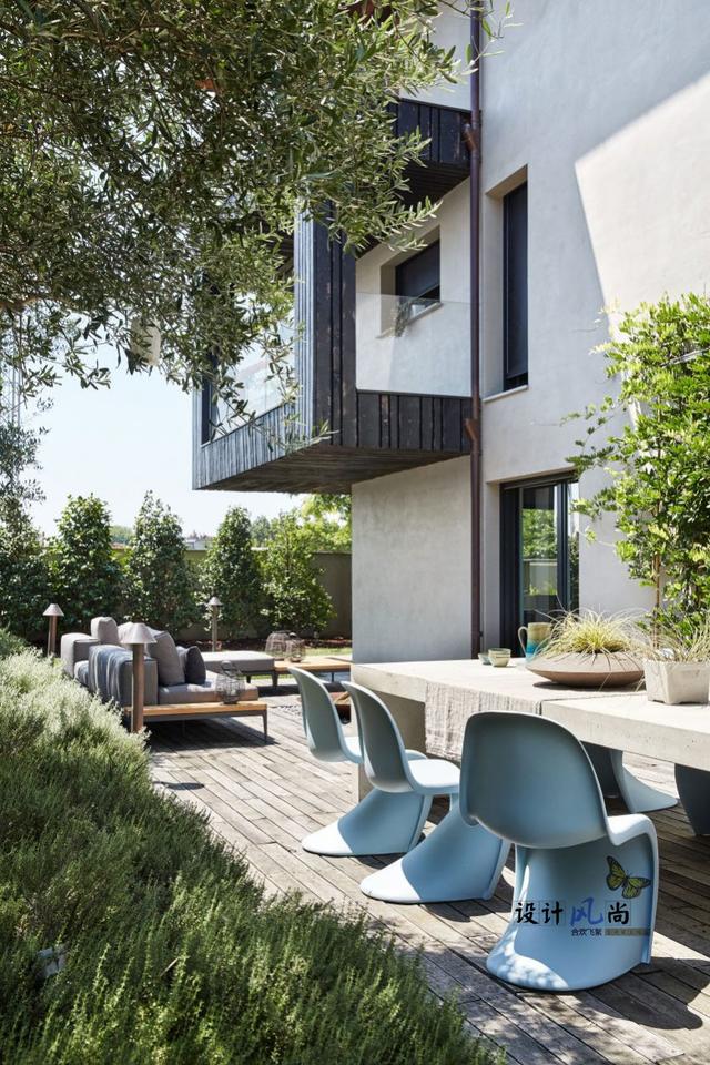 意大利石頭與木頭結合的鄉村別墅