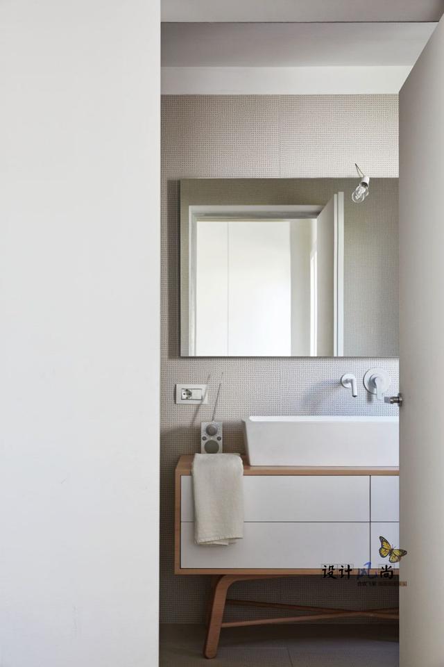 意大利石頭與木頭結合的鄉村別墅