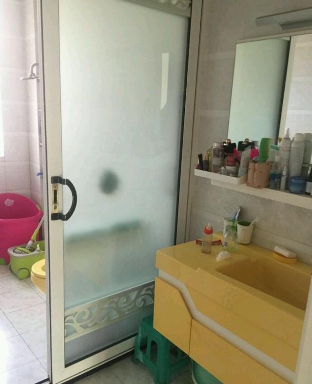 堪比千萬大別墅的鄉下自建房，全屋的裝修婆婆裝得富麗堂皇！