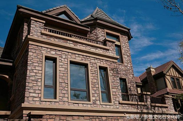 老鄉建別墅用文化石，完爆野外真石頭，鄰居們都找上門來問