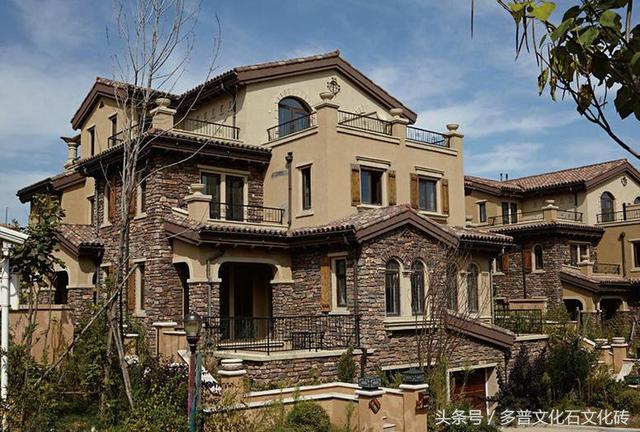 老鄉建別墅用文化石，完爆野外真石頭，鄰居們都找上門來問