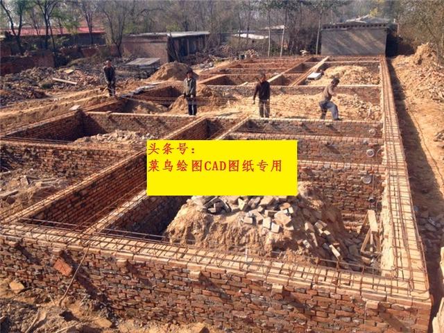 26萬建一層紅磚中式院子別墅，外觀造型簡約沉穩，布局緊湊合理