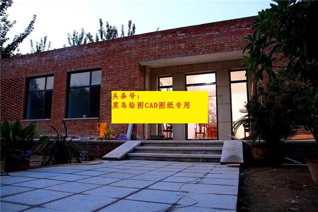 26萬建一層紅磚中式院子別墅，外觀造型簡約沉穩，布局緊湊合理