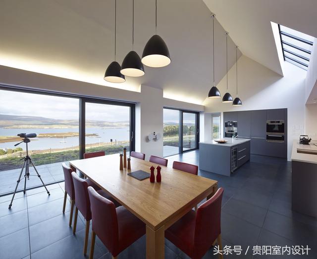 這北歐的別墅，外面看起來不怎么樣，但里面是真的很舒服！