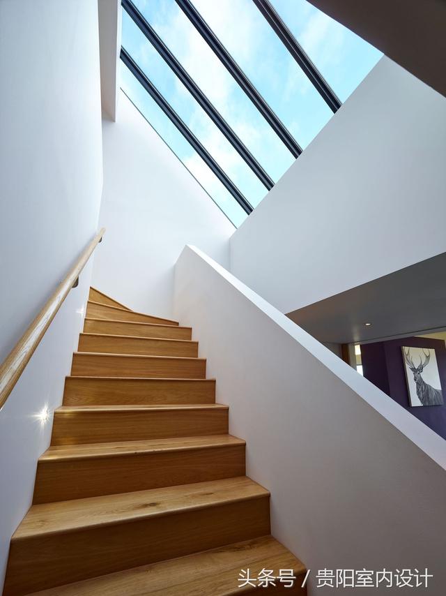 這北歐的別墅，外面看起來不怎么樣，但里面是真的很舒服！