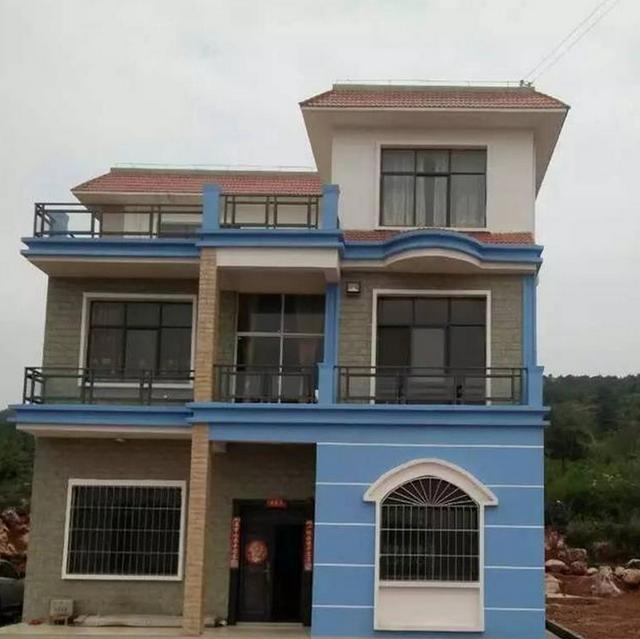 花光積蓄在老家建個(gè)別墅，前前后后花掉70萬(wàn)，大家看可值得？