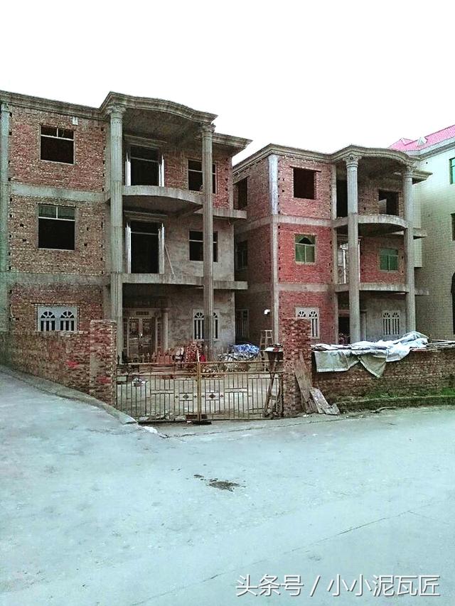 閩南農村三百萬和五十萬自建房，富豪農民和普通農民的差距！