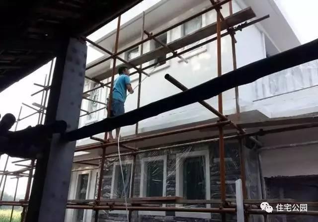 70后老夫妻合伙開山，40萬為兒子建棟獨一無二的2層婚房！