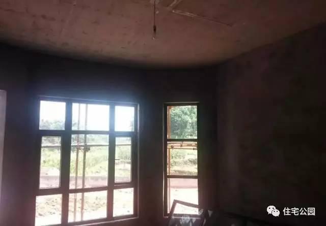 70后老夫妻合伙開山，40萬為兒子建棟獨一無二的2層婚房！