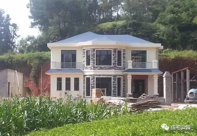 70后老夫妻合伙開山，40萬為兒子建棟獨一無二的2層婚房！