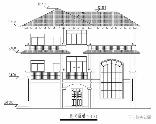 精美旋轉樓梯的歐式三層別墅，農村的房子能有這么美？