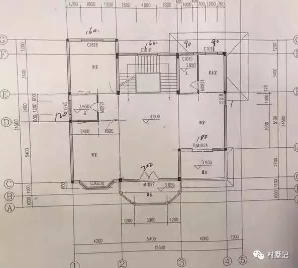 帶旋轉樓梯的二層農村別墅，引眾人參觀（附實拍）