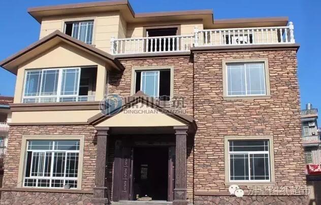 20多萬就能建這樣的小別墅，當效果圖變成房子后，效果太牛了！