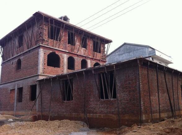 11.4米x11.5米農(nóng)村自建房，有前院還有后院，別說不羨慕