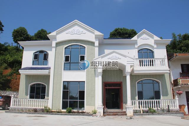 35萬建一棟這樣素雅的小別墅，城里的商品房可遠遠比不上！