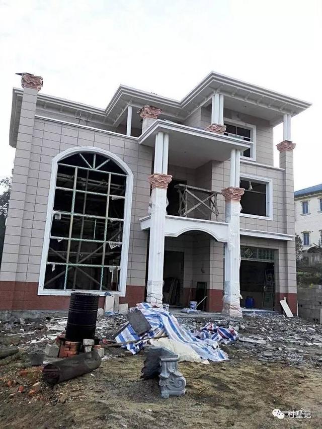 大氣漂亮！湖南網友30萬搞定三層農村別墅令全村人羨慕