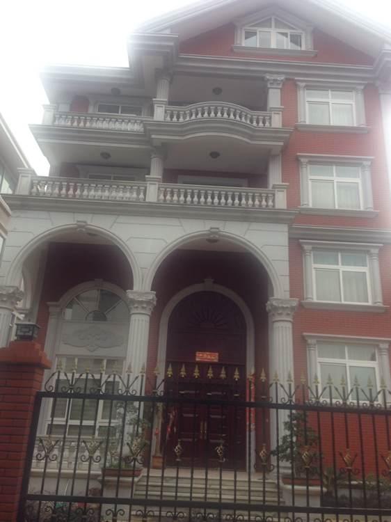 借錢也要建別墅，農村建房這樣攀比值不值