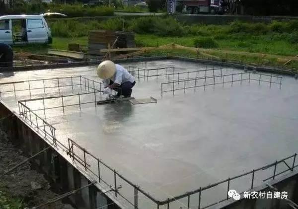 實拍日本人建房過程，不用一磚一瓦能抗8級地震