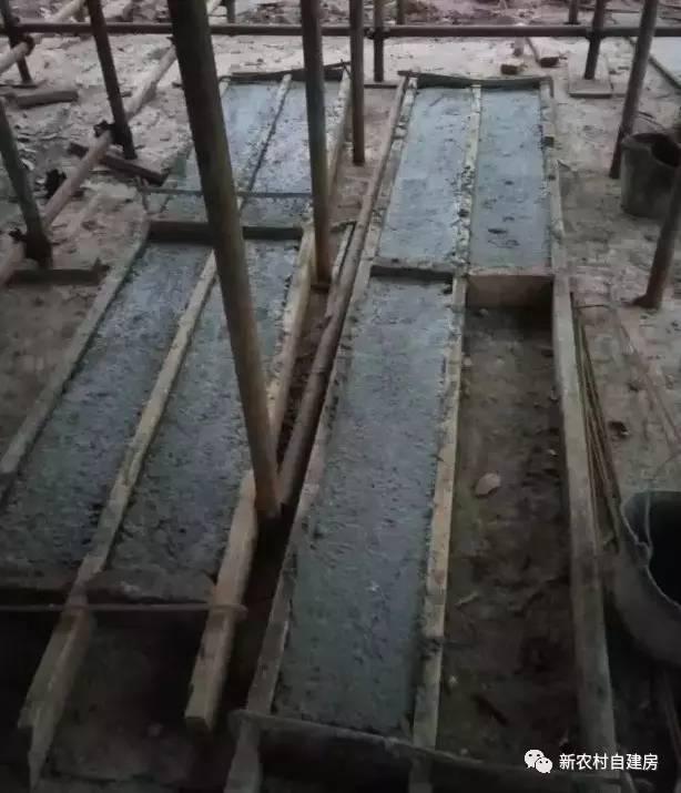 65建兄弟雙拼別墅，重回農(nóng)村，只為父母的期盼