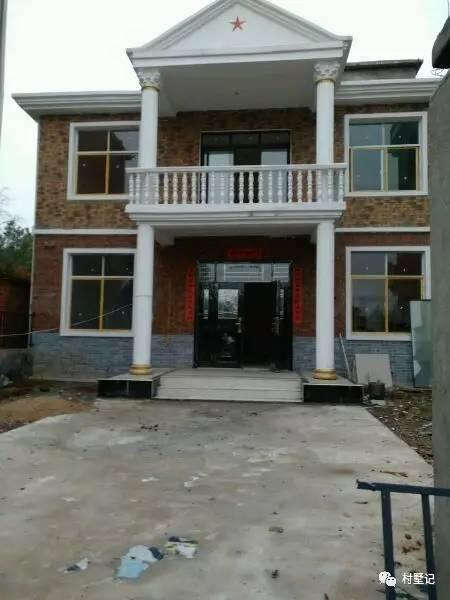 經(jīng)典兩層農(nóng)村別墅戶型，真實(shí)建造過(guò)程，建好效果很亮眼