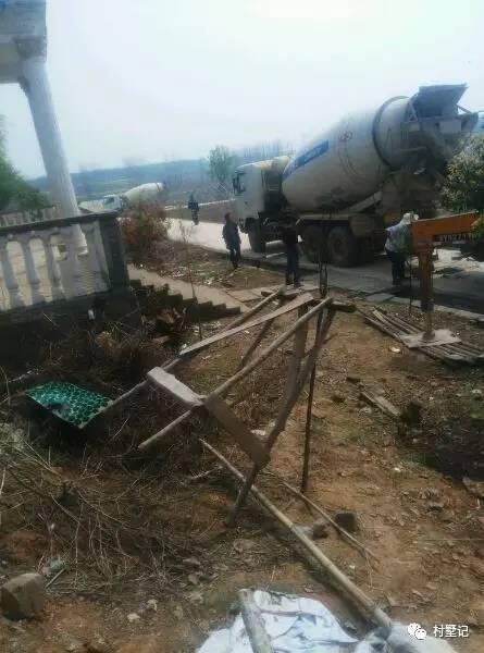 經(jīng)典兩層農(nóng)村別墅戶型，真實(shí)建造過(guò)程，建好效果很亮眼