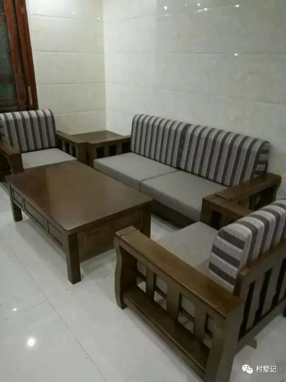 二層農村自建別墅氣派十足，甩村里其他自建房一條街