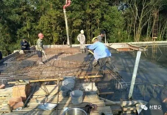 網友直播建房過程，高顏值農村別墅秒殺商品房