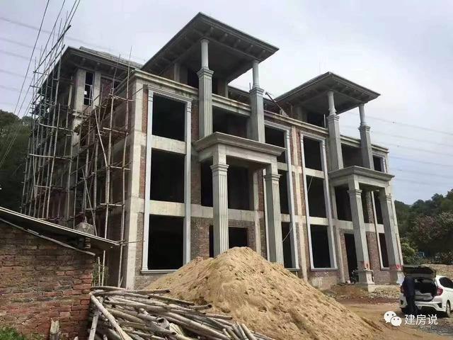 家家戶戶建農(nóng)村別墅，城里人看的眼睛都綠了