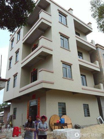 農村房屋建那么高，花了錢還蓋這么丑，到時有苦都說不出