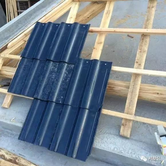 比效果圖還好看，這套建好的三層農村別墅逆天了