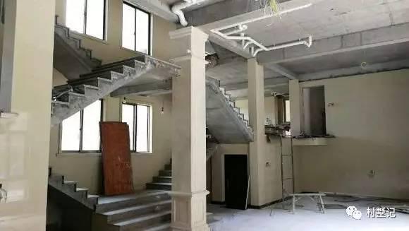 30歲兄弟倆在老家建雙拼別墅，當地找不到比這更好的