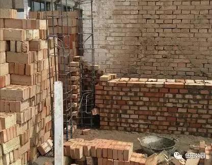 農村蓋房實拍，河北18萬就能建起一套2層小別墅？