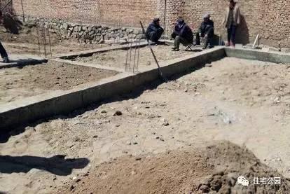 農村蓋房實拍，河北18萬就能建起一套2層小別墅？