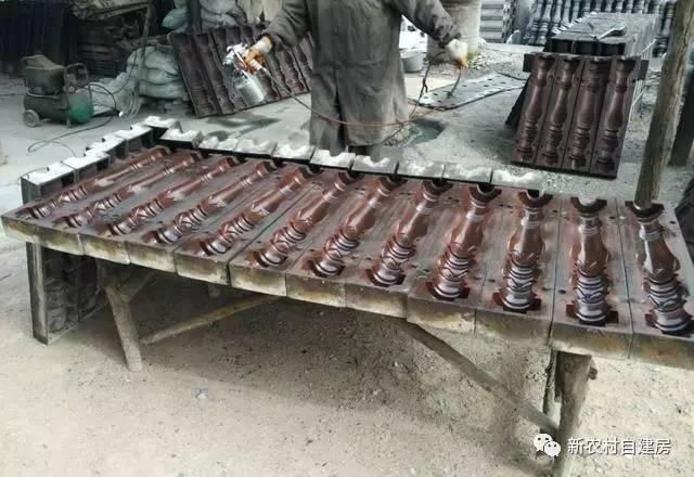 大叔60多歲創業賣自建房欄桿，3年賺了一棟別墅！