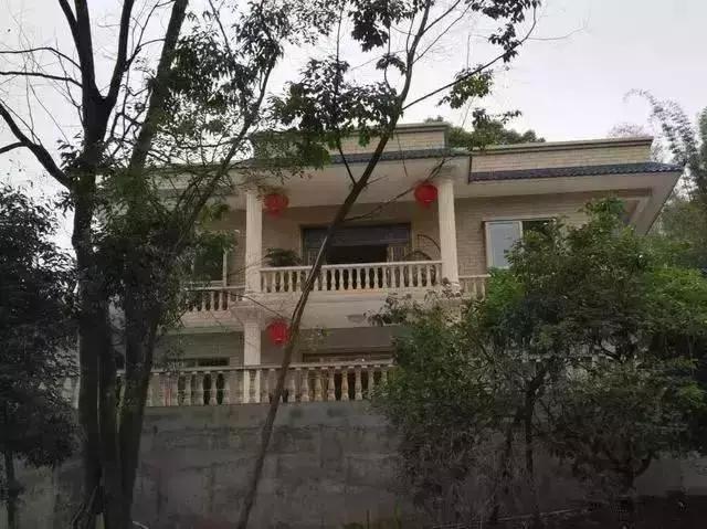 第一次去女朋友農(nóng)村老家, 被她家別墅嚇到了!