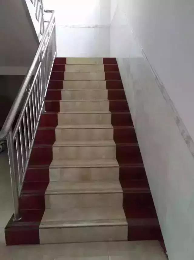 第一次去女朋友農(nóng)村老家, 被她家別墅嚇到了!