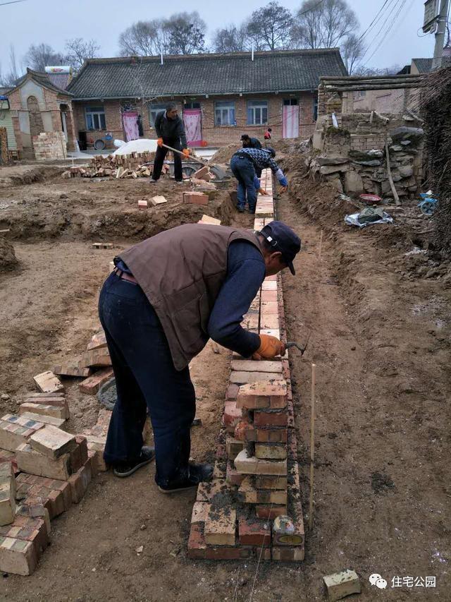 輕鋼別墅到底有什么好, 讓這個村的老百姓都搶著建? 施工隊訂單都排到了明年!