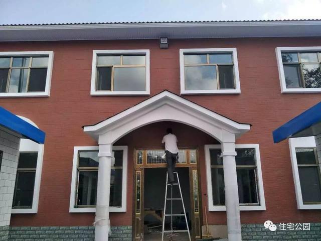 輕鋼別墅到底有什么好, 讓這個村的老百姓都搶著建? 施工隊訂單都排到了明年!