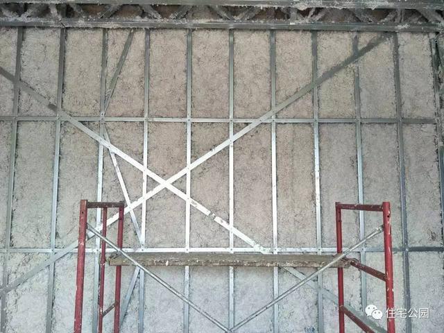 輕鋼別墅到底有什么好, 讓這個村的老百姓都搶著建? 施工隊訂單都排到了明年!