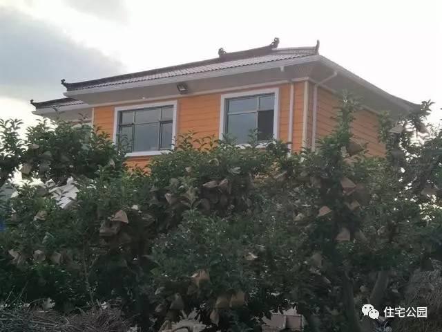 輕鋼別墅到底有什么好, 讓這個村的老百姓都搶著建? 施工隊訂單都排到了明年!