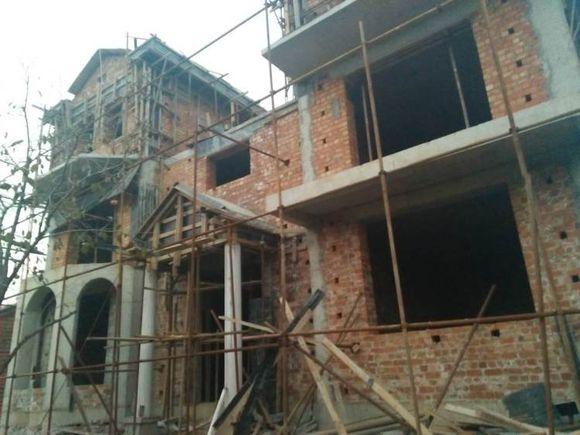 因為窮相親被嫌棄，5年后逆襲回鄉建豪宅