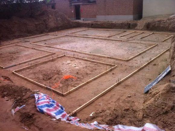 因為窮相親被嫌棄，5年后逆襲回鄉建豪宅